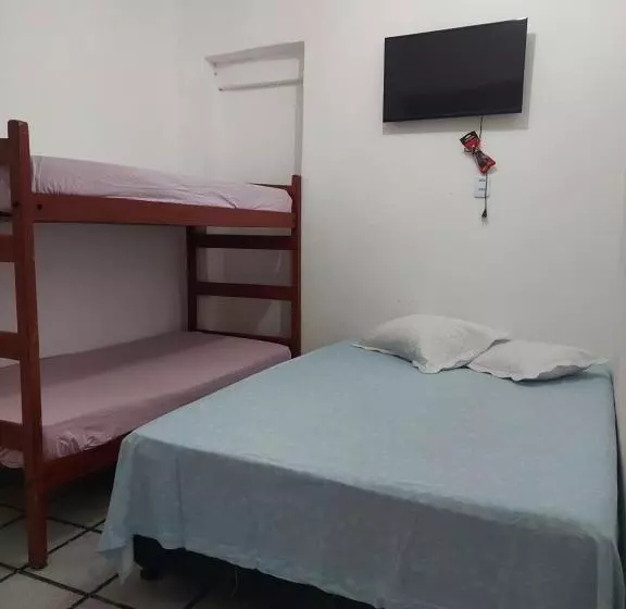 Retkeilymaja Pousada Point Da Nanda