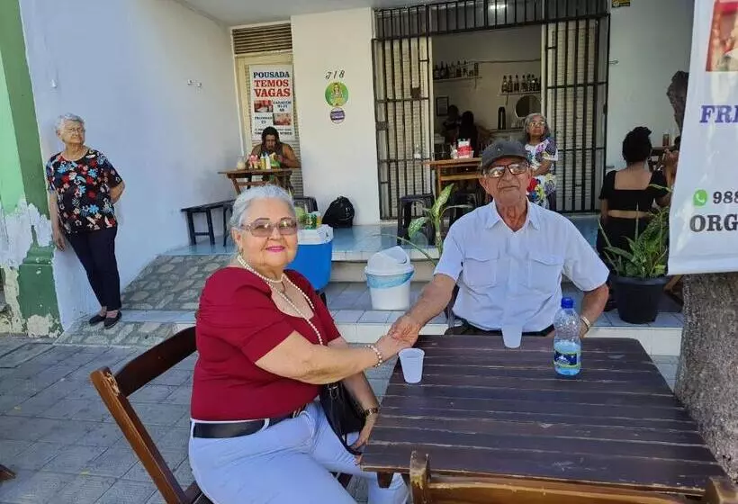 Retkeilymaja Pousada Point Da Nanda