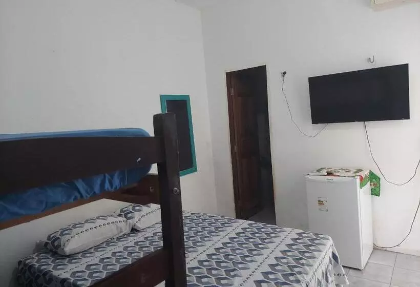 Retkeilymaja Pousada Point Da Nanda