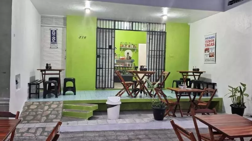 Retkeilymaja Pousada Point Da Nanda