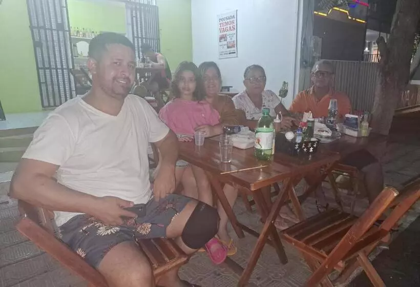 Retkeilymaja Pousada Point Da Nanda