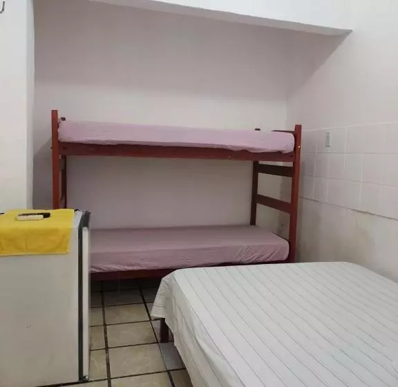 Retkeilymaja Pousada Point Da Nanda