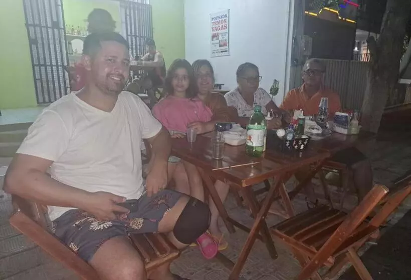 Retkeilymaja Pousada Point Da Nanda