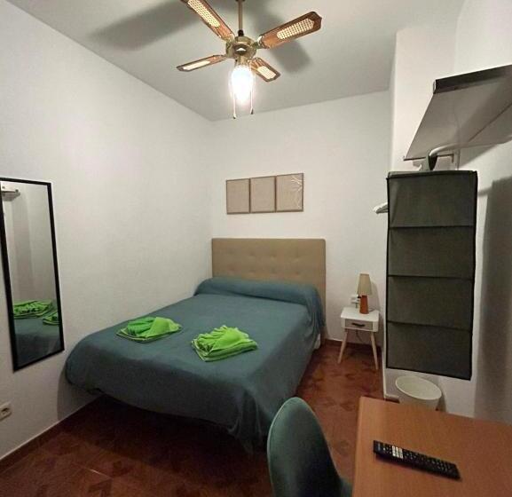 تختخواب و صبحانه Habitaciones Figueroa