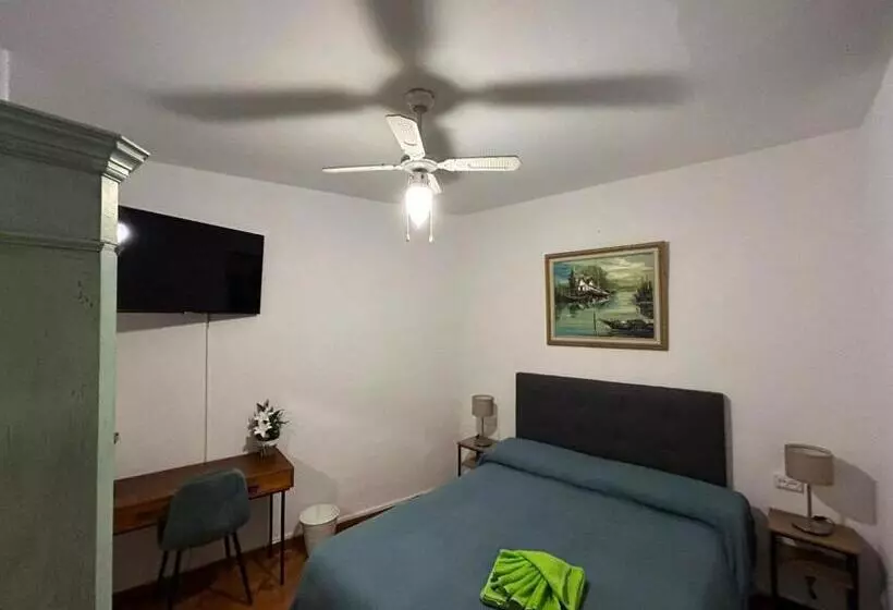 تختخواب و صبحانه Habitaciones Figueroa