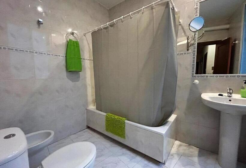 تختخواب و صبحانه Habitaciones Figueroa