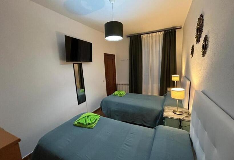 تختخواب و صبحانه Habitaciones Figueroa