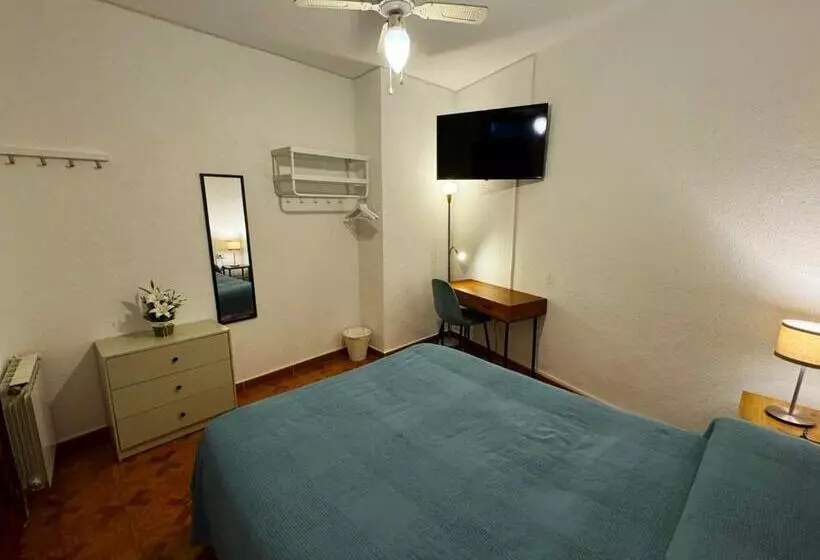تختخواب و صبحانه Habitaciones Figueroa