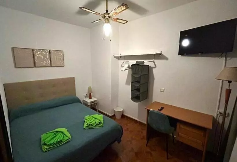 تختخواب و صبحانه Habitaciones Figueroa