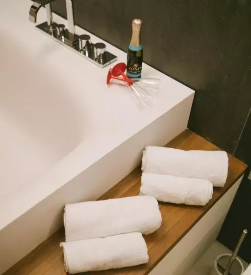 ベッドアンドブレックファースト Suave Luxury Room