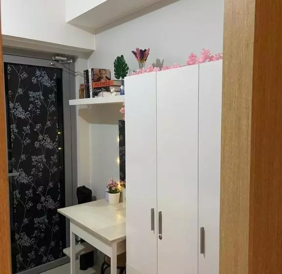Era Suites Staycation At Quezon City
