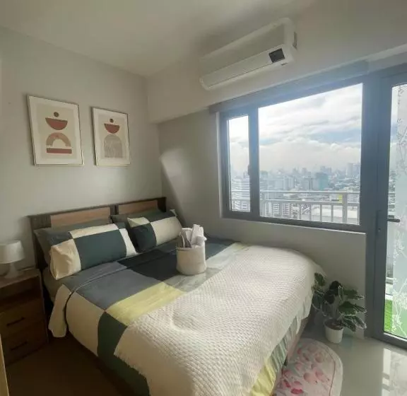 Era Suites Staycation At Quezon City
