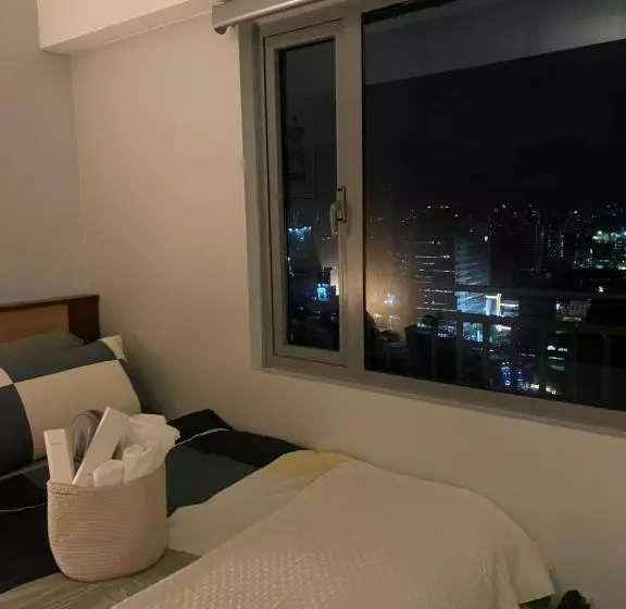 Era Suites Staycation At Quezon City
