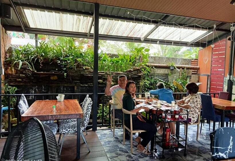 Hôtel บีฮายฮิลล์ รีสอร์ต