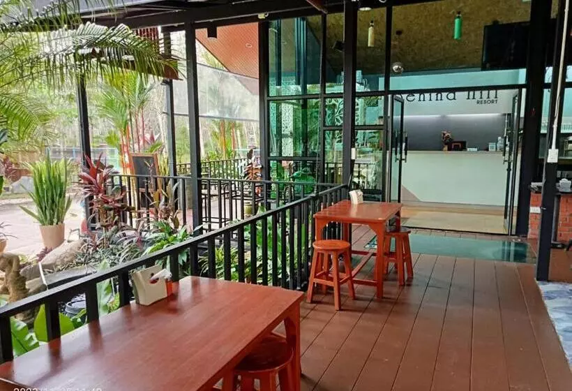 Hotelli บีฮายฮิลล์ รีสอร์ต