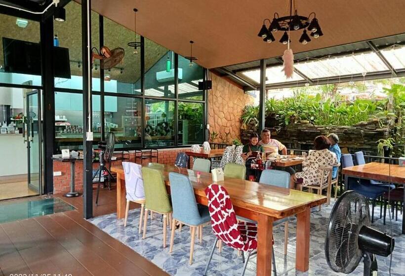 Hôtel บีฮายฮิลล์ รีสอร์ต