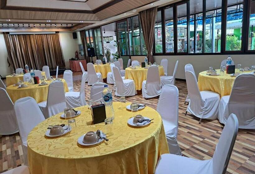 Hôtel บีฮายฮิลล์ รีสอร์ต