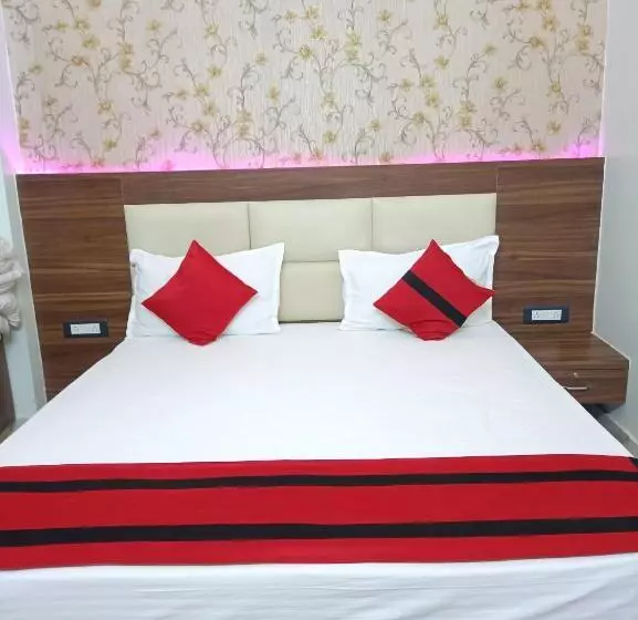 ホテル G P Guest House And Banquet Hall