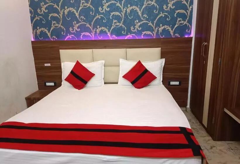 ホテル G P Guest House And Banquet Hall