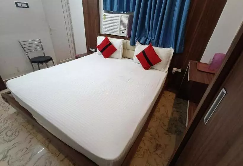 ホテル G P Guest House And Banquet Hall