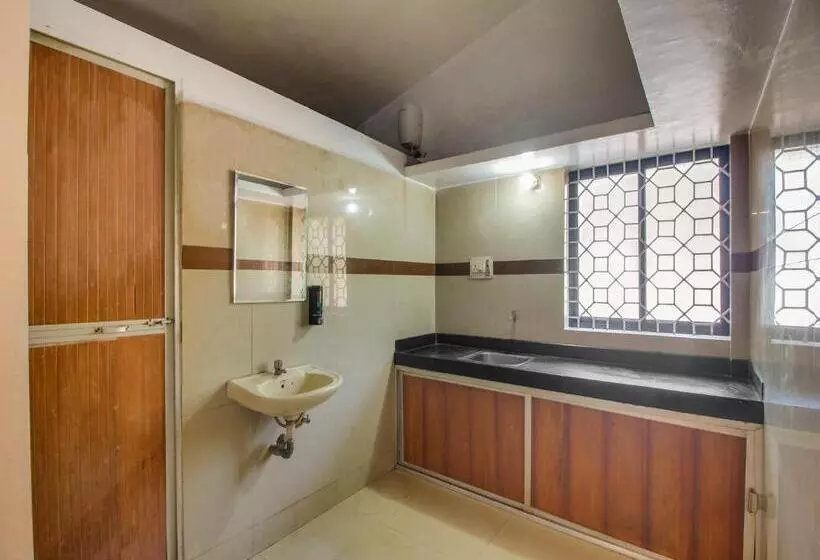 Hotelli Oyo 8199 Guddan Holiday