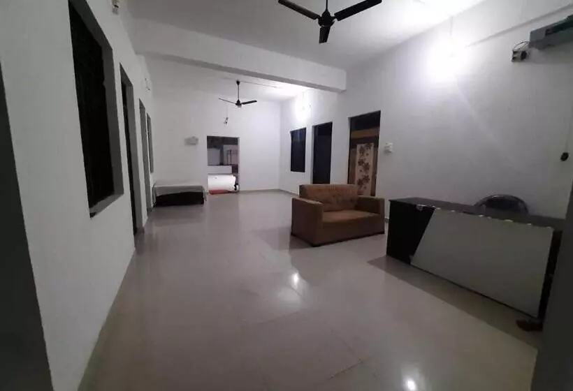 ホテル Oyo Rp Banquet Hall And Guest House