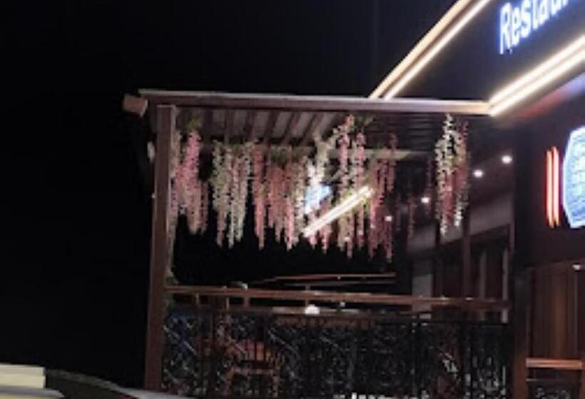 Hotell Rajwada Kapurhol