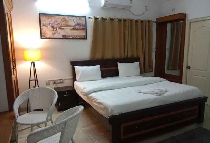 Отель Sv Orchid Ac Queen Size Bed Room