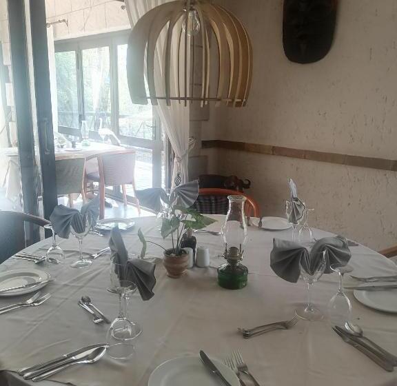 فندق The Wild Pig Lodge