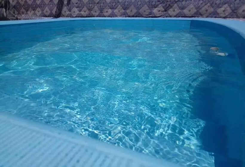 پانسیون Abeer Guest House