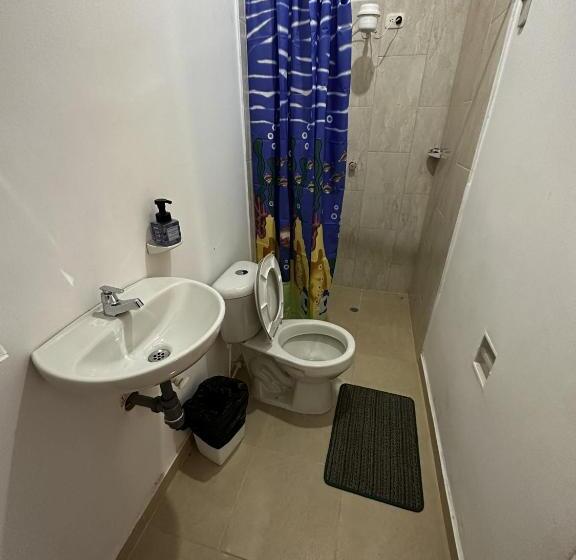 פנסיון Avatar Mountain Retreat