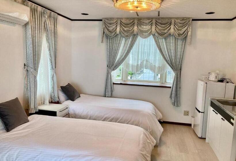 פנסיון Sunset Hills   Vacation Stay 21373v