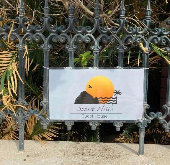 פנסיון Sunset Hills   Vacation Stay 21373v