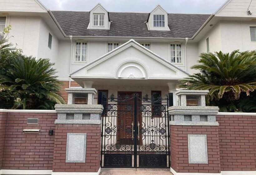 פנסיון Sunset Hills   Vacation Stay 21373v