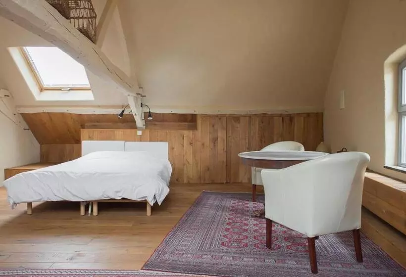 Poëziehotel Surplace   15 Min Van Pairi Daiza & Zoning Ghislenghien