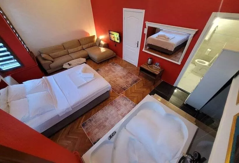 Sari Kosk Butik Otel