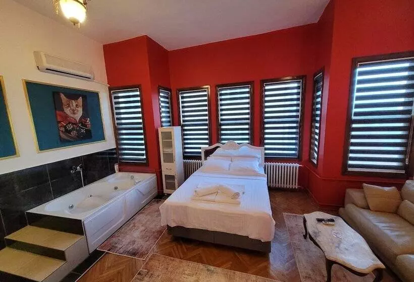 Sari Kosk Butik Otel