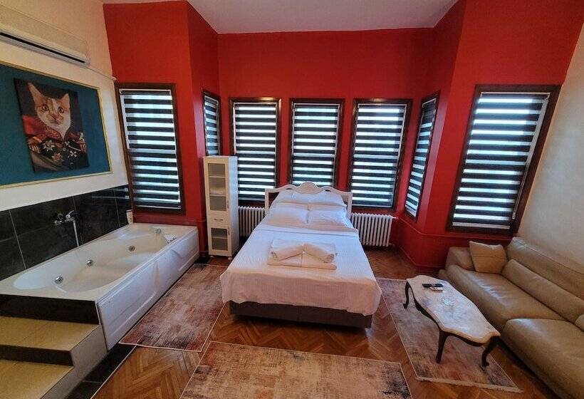 Sari Kosk Butik Otel