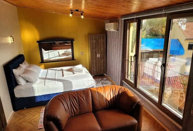 Sari Kosk Butik Otel