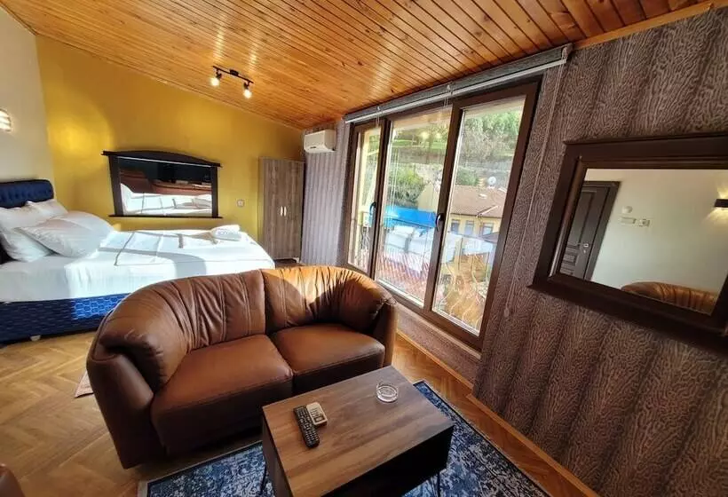 Sari Kosk Butik Otel