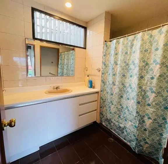 The Rainier Bed & Breakfast 5