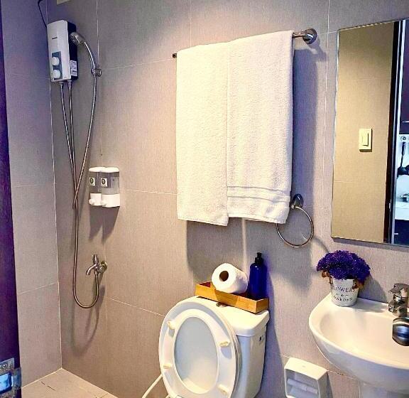 Affordable Buenbyahe Staycation In Urban Deca Tower Edsa, F Residences And The Regalia Park Tower Cu