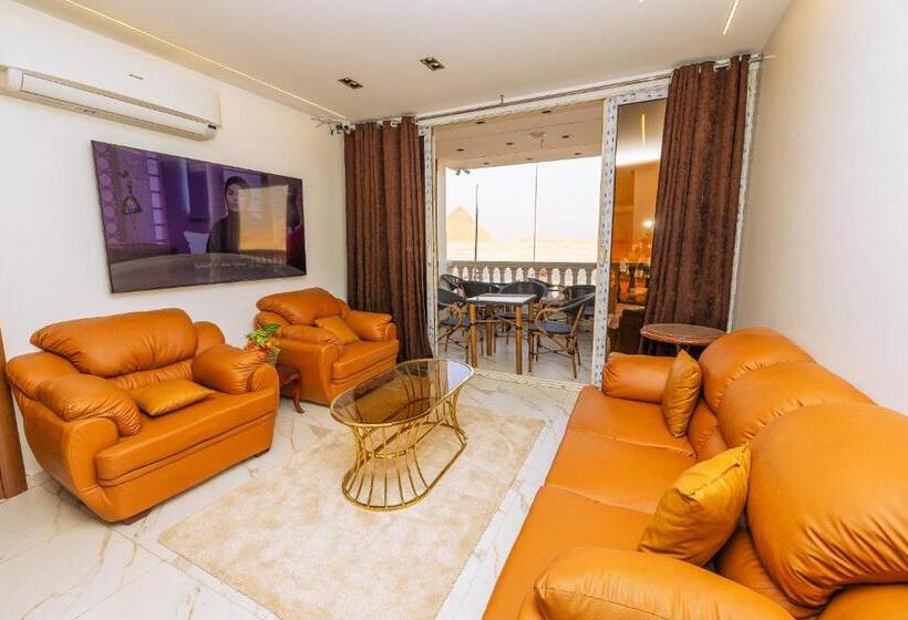 هاستل White Pyramids Inn