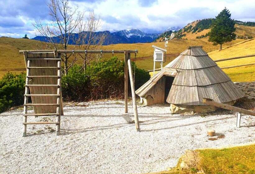 تختخواب و صبحانه Domžalski Dom Na Veliki Planini