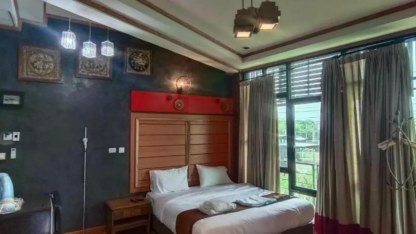 Changrojresortkaengkhoi