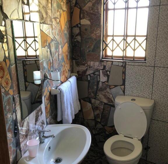 Emakhabeleni Bed & Breakfast