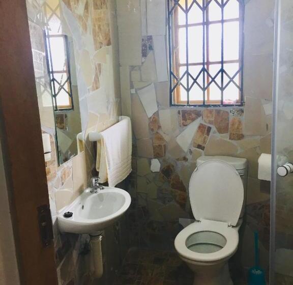 Emakhabeleni Bed & Breakfast