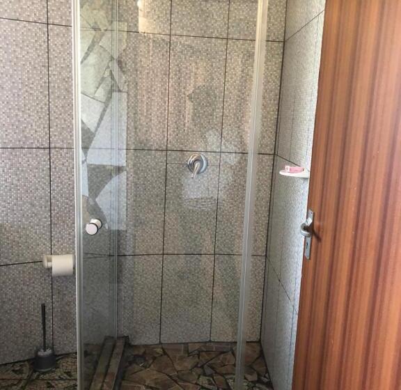 Emakhabeleni Bed & Breakfast