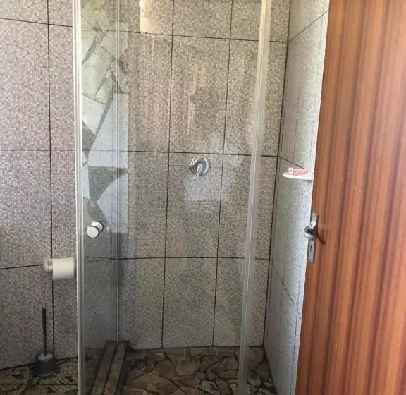 Emakhabeleni Bed & Breakfast