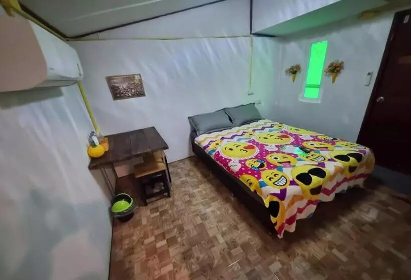 Hotelli บ้านสวน คุณอารี รีสอร์ท